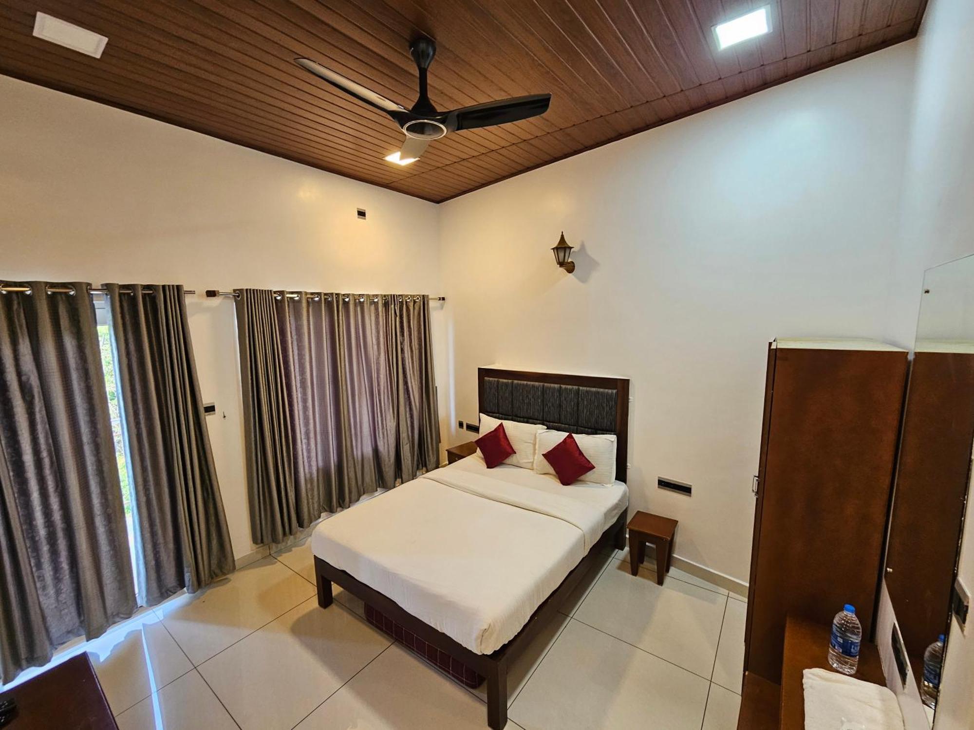 Misty Bush Munnar Bed & Breakfast Exterior photo